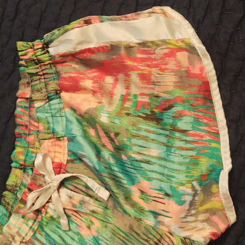 Victoria's Secret sleep/lounge shorts